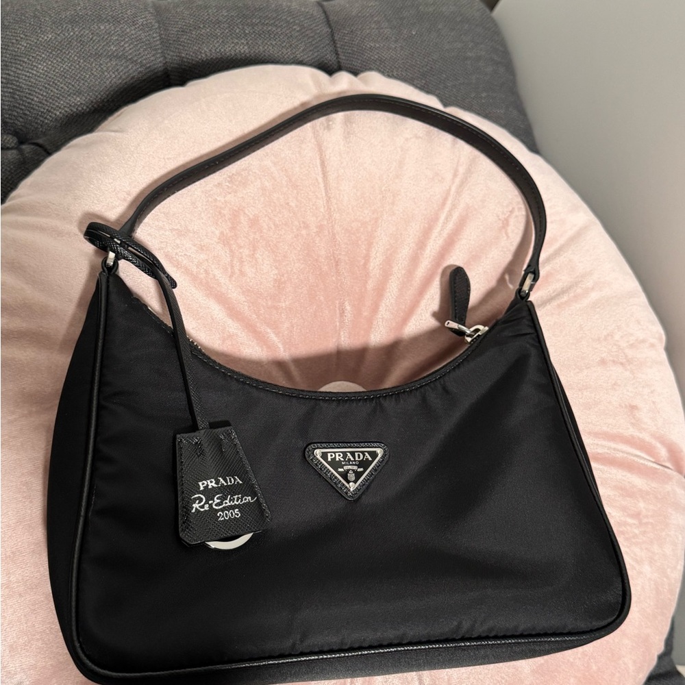 Prada Re-Edition 2005 Re-Nylon and Saffiano mini bag - Black - Picture 3 of 8